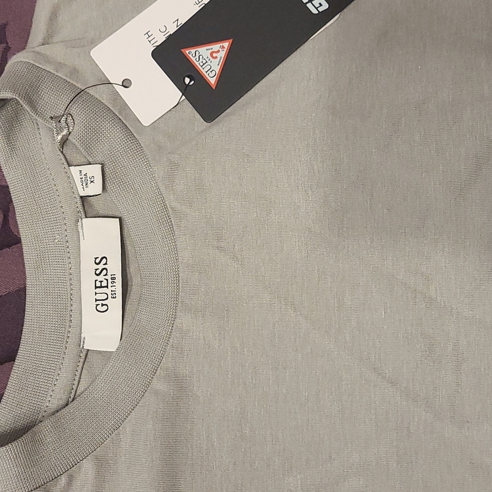 NWT Guess crop top tee - Picture 2 of 2